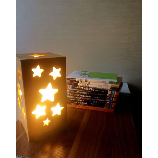 Colorful flash light bluetooth speaker bamboo speaker for Christmas gift