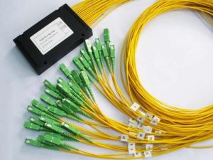 China 1 x 32 Fiber Optics Splitter , SC / APC Connector Laser Splitting wholesale
