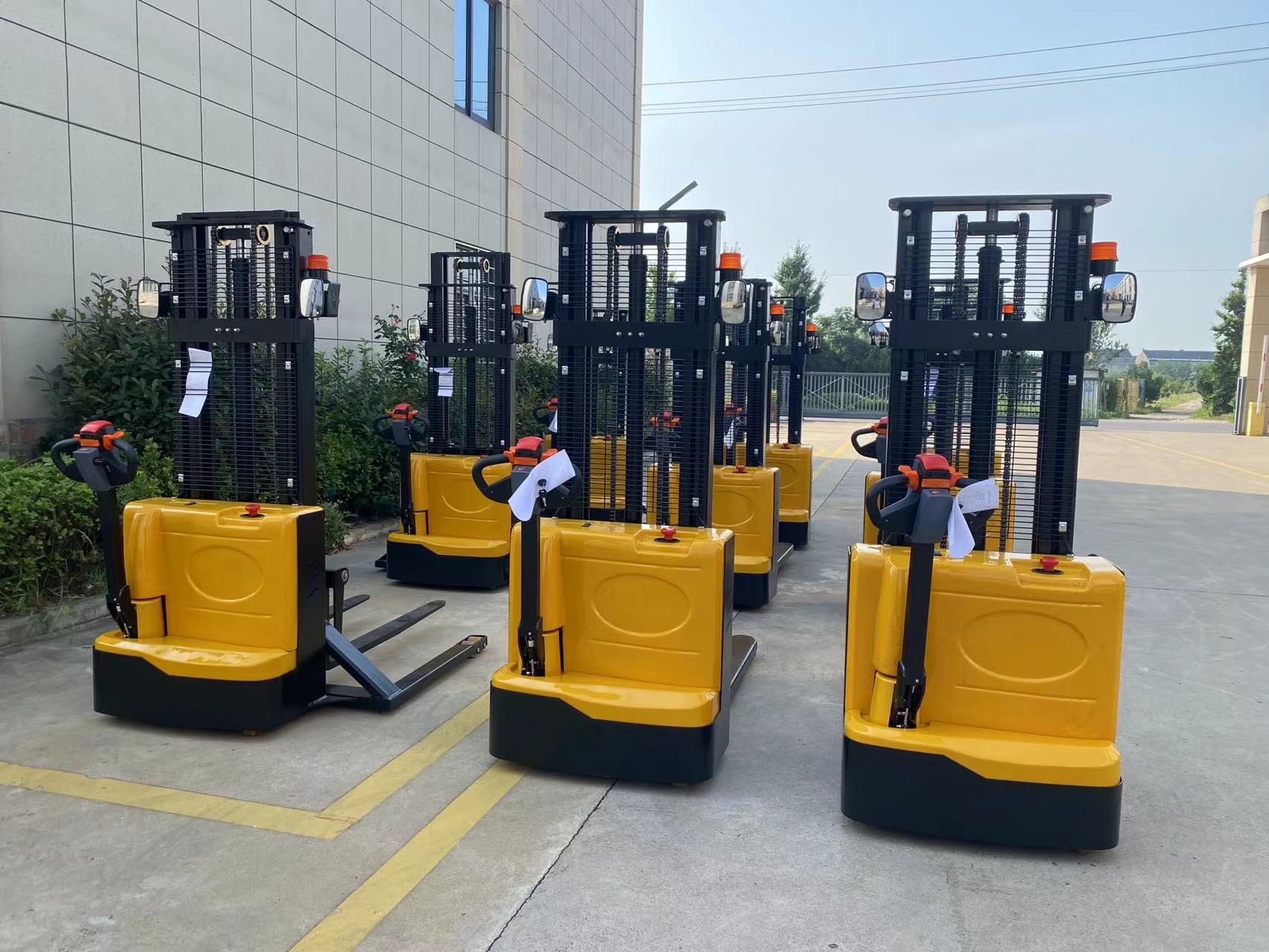 1.5 Ton 1500kg 2m 3m 4m Walkie electric stacker pedestrian Electric Pallet Stacker Widen fixed leg