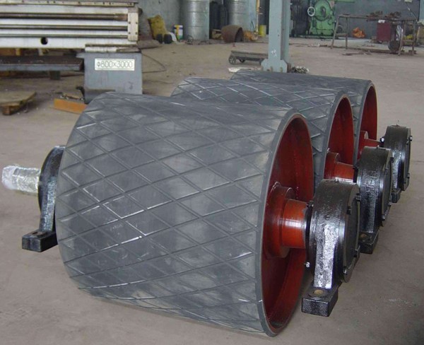 Customized Rubber Pulley Lagging Diamond Pattern Rubber Lagging Conveyor Pulleys Wear Resistant