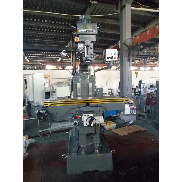 1524×360mm Table Vertical Milling Machine Ball Screw For Guideway Cover