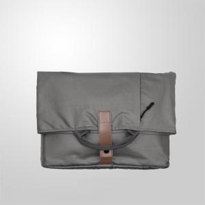 China Hidden Shoulder Strap Laptop Sleeve Bags Notebook Laptop Sleeve Case Foldable 40X29.5X6.5cm wholesale