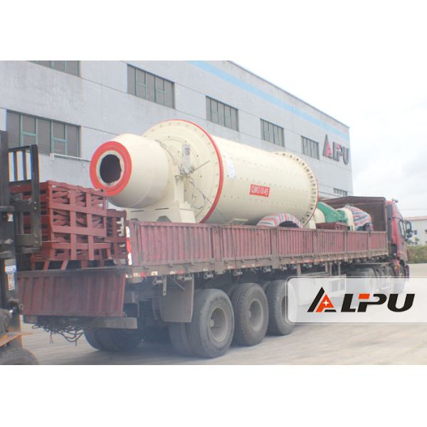 Energy Saving Intermittent Ball Mill For Quartz Clay Iron Ore 34r/Min