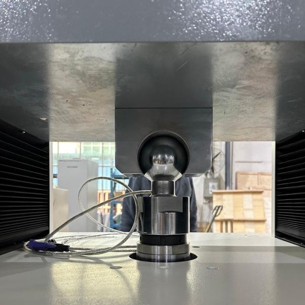 Universal Test Equipment Computerized Gas Spring Fatigue Testing Machine 10T Max Load 50-300mm/Min Stepless Speed 1