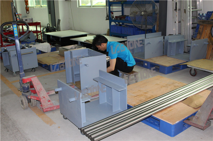Small and Simple Mechanical Vibration Testing Machine with Vertical Testing