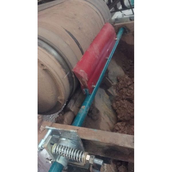 Primary And Secondary Conveyor Rubber Belt Cleaners For Mining Industry 2400mm