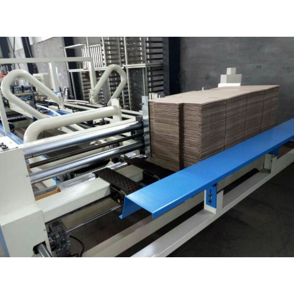 SGS Carton Folding And Gluing Machine Automatic