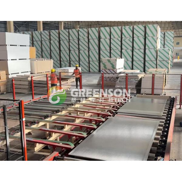 1300mm Effective Laminating Width Gypsum Ceiling Tile Production Line with 2-15m/min Adjustable Speed and PLC System Electric Control