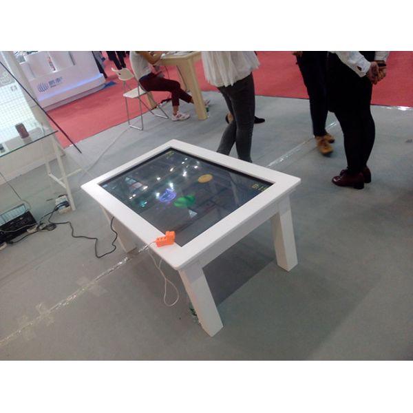 Lcd Interactive Smart Home Touch Screen Table Multi-Function Table With Computer For Kids / Family / Meeting