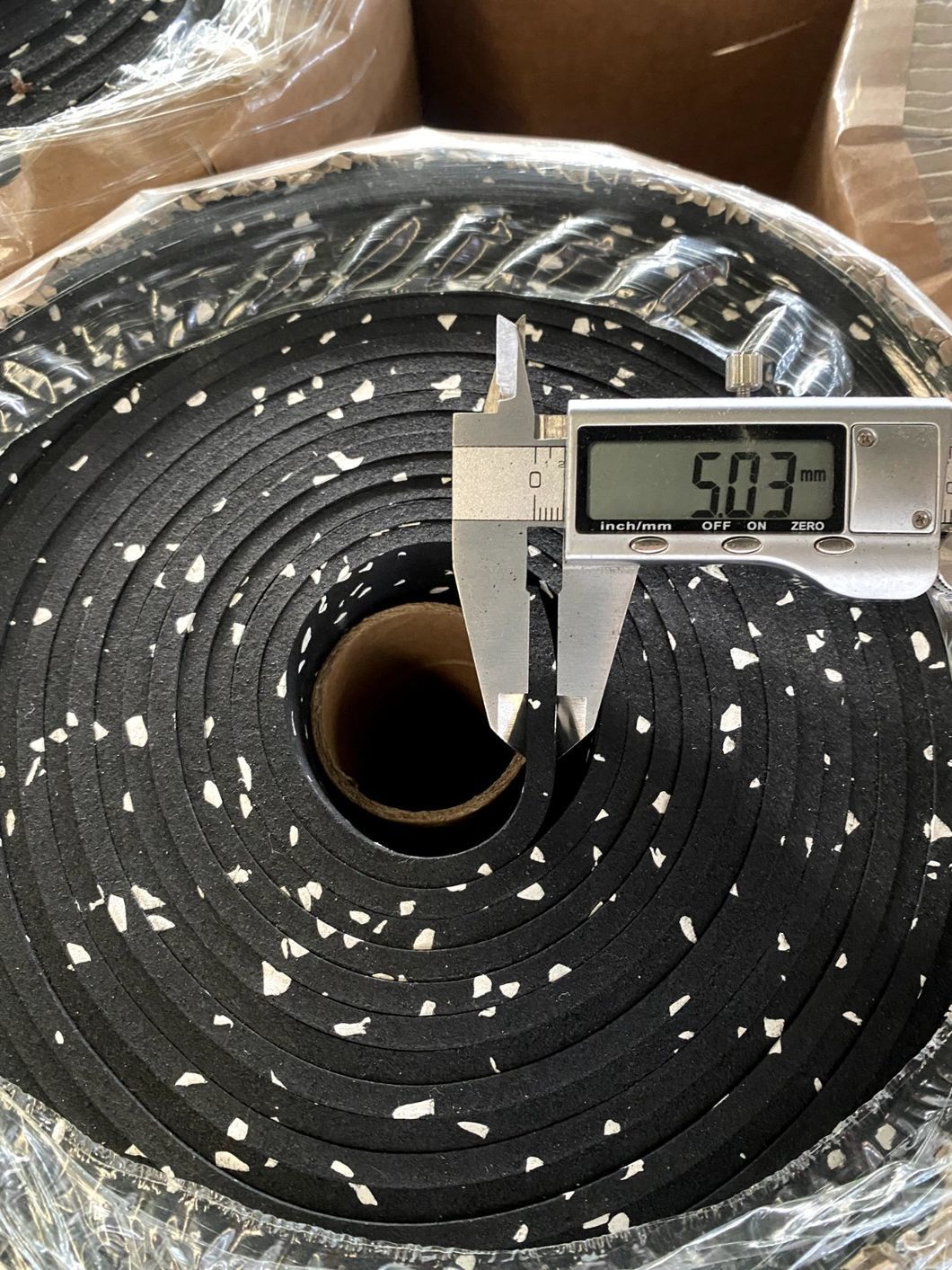 Custom-Cut Recycled Rubber Flooring Rolls 2mm 4mm 5mm 6mm 8mm 10mm 12mm