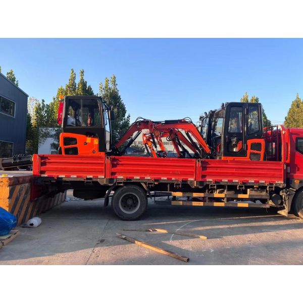 Digging Depth 2T Micro Mini Crawler Digger Excavator for Earth Moving Machinery