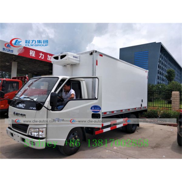 JMC 4X2 Small Refrigerated Truck For Food Transport