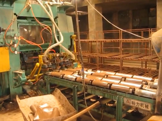 PLC Control Interlocking Tiles Making Machine With 8-15 M/Min Molding Speed
