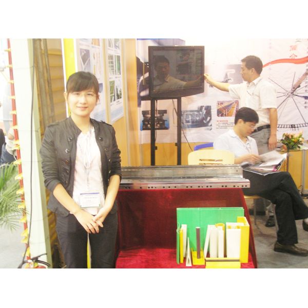 Structures High Strength Fiberglass Flat Tube FRP Plastic Composite Rectangular Pole Length 1m to 11.6m