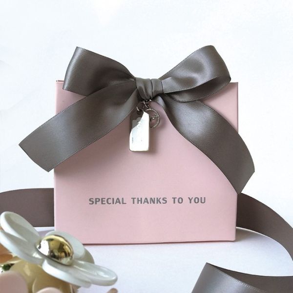 Custom Logo Recyclable Truffle Packaging Round Cardboard Chocolate Box Favors Gift For Wedding Souvenirs
