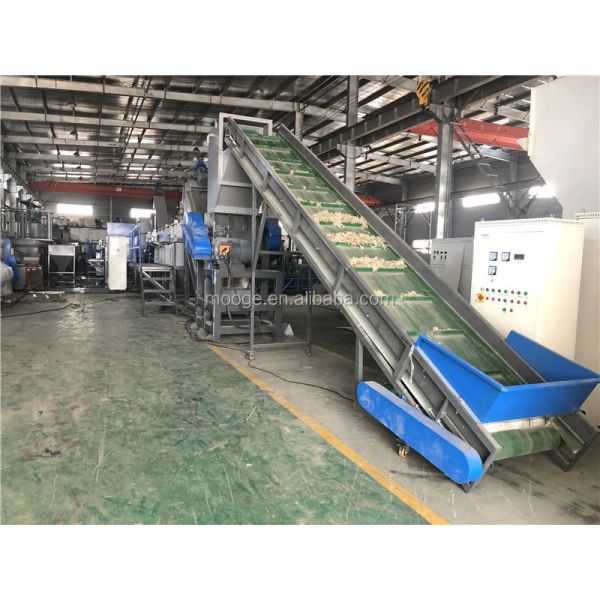Loading Unloading Chain Conveyor Machine Mobile Conveyor Belt For Bottles