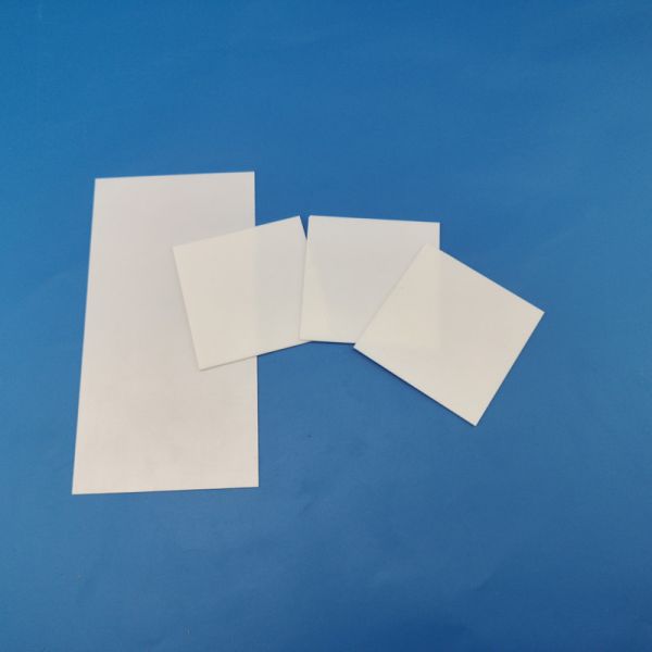 High Thermal Conductivity Alumina Sheet / Alumina Ceramic Board 1mm Thickness