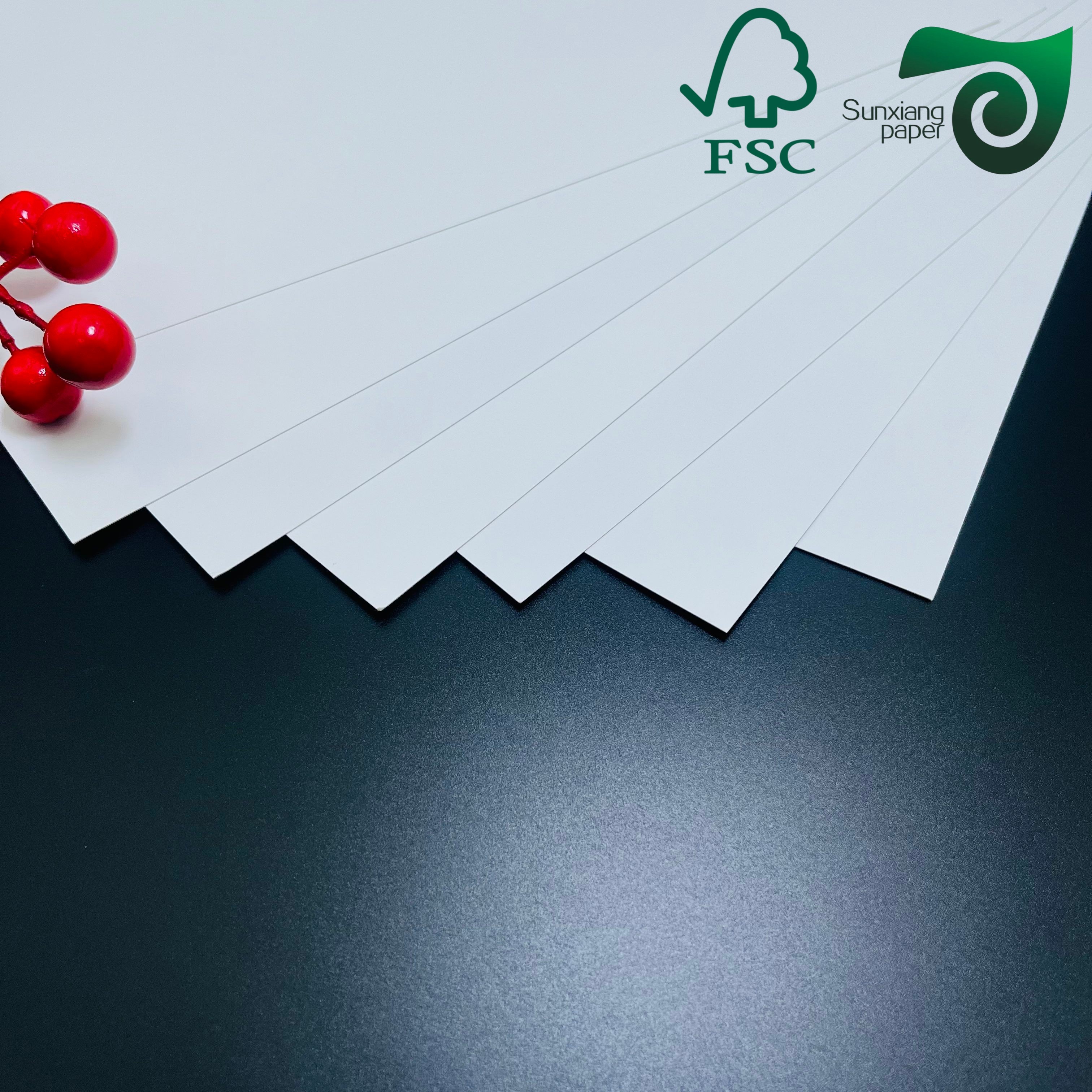 255gsm FSC Single Sided Coated Ivory White Cardboard High Bulk Low Grammage Writing Friendly