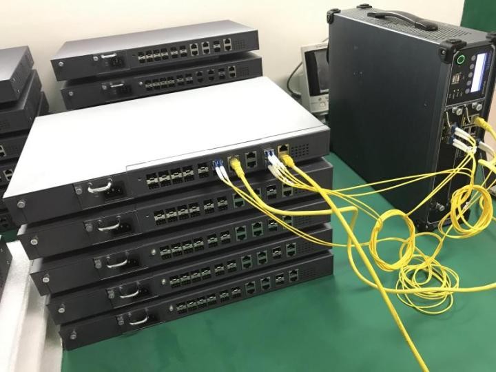 8 Ports ONU FTTH GEPON OLT With Management Software Match Any Brand