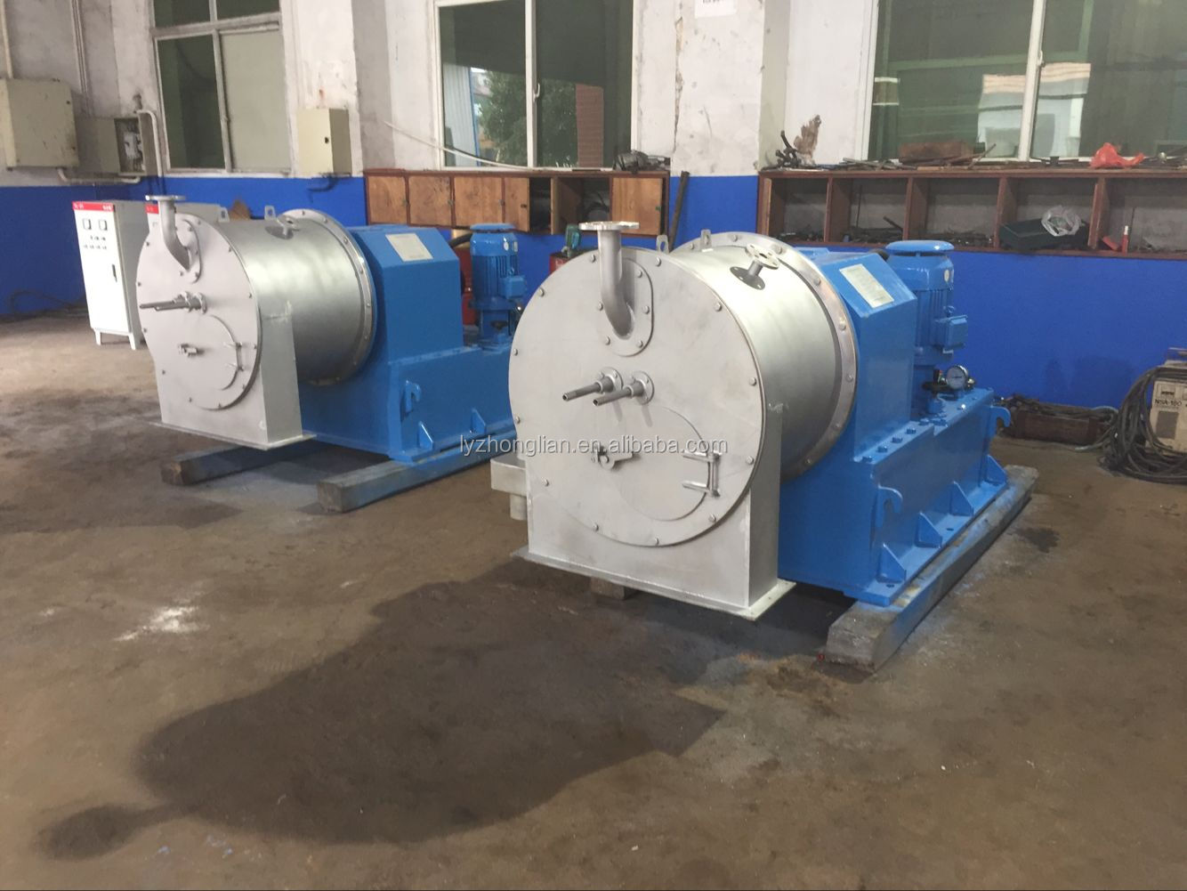 SS316l automatic continuous HR630 stage single phase pusher centrifuge for salt