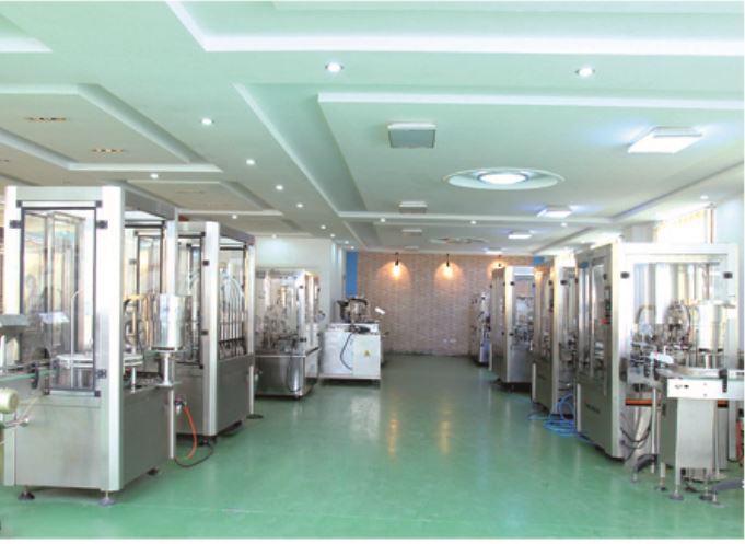 5000BPH 380V Automatic Bottle Capper For Plastic Bottle