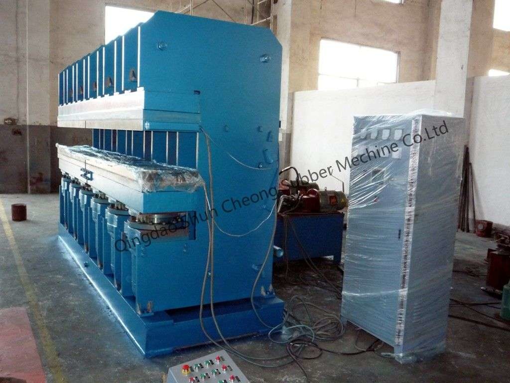 Customized Plate Tyre Tread Vulcanizing Plant / Tyre Retreading Repairing Machine