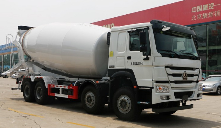 Sinotruk Concrete Mixer Truck 12CBM Tank With Euro II Emission