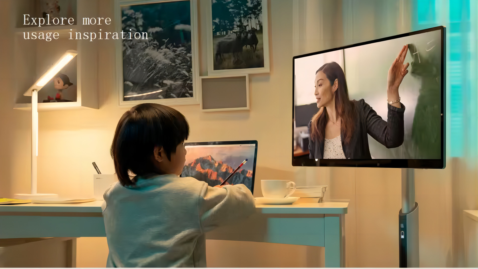 Touch Screen 32 Inch Portable Smart TV Rotatable IPS 1920x1080 10-point Touch G G Technology for Windows XP/7/Linux