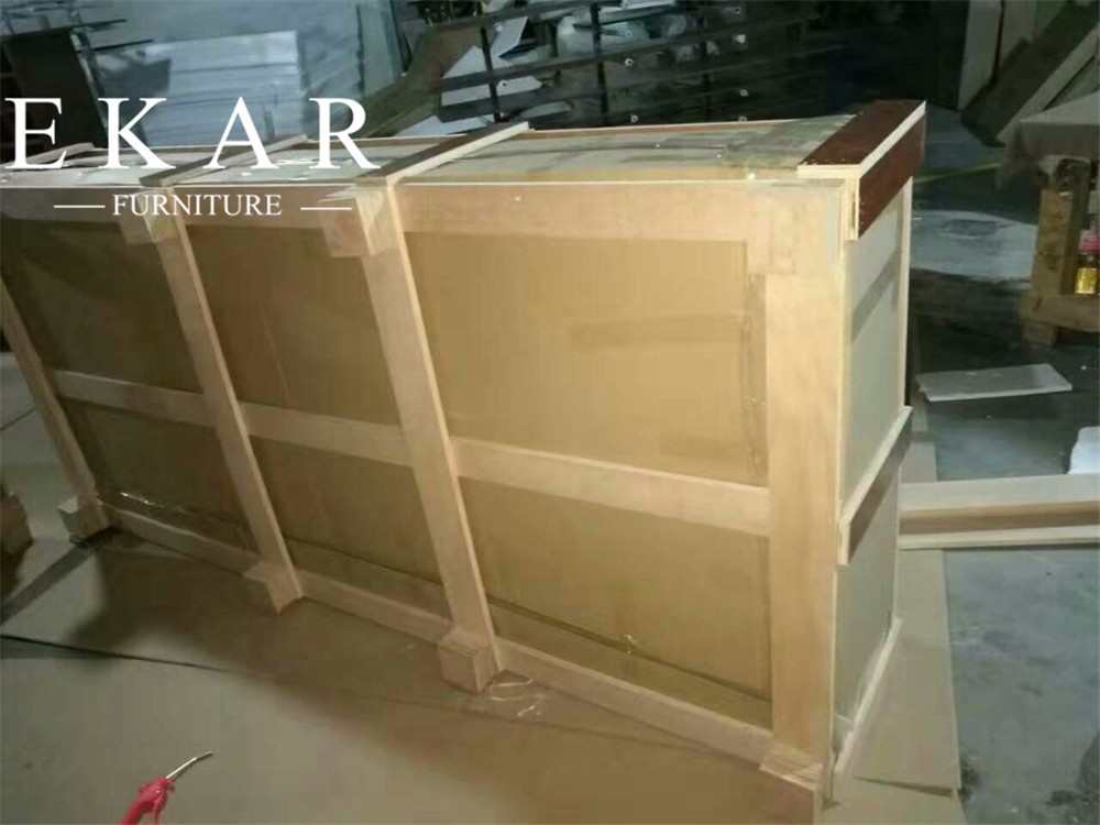 Wooden Antique Design Coffee Side Corner Table