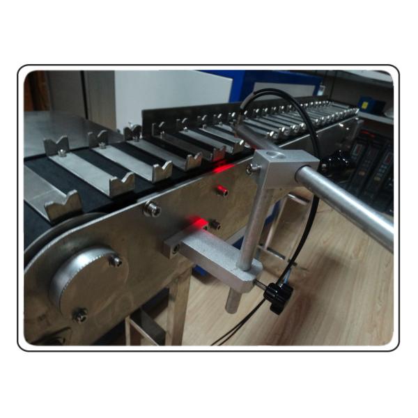 Precise 20W Fiber Laser Marking Machine With Conveyor Belt Easy Operate