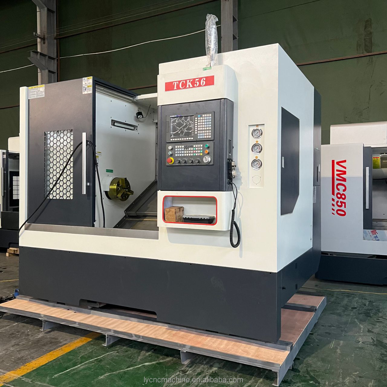 High Precision Tck56 Slant Bed Cnc Lathe Machine Aluminum Steel Brass Parts