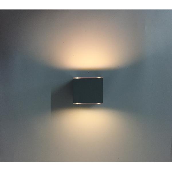 Solar Powered Led Wall Light Aluminum Wall Lamp For Outside Lighting