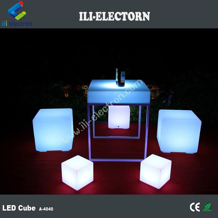 Muti-Color LED Illuminated Cube Stools 40 Cm Rechargeable Remote Control