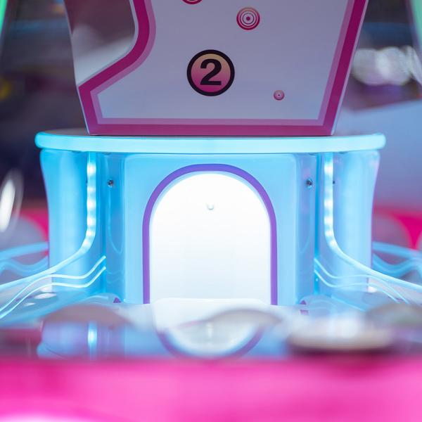 100mm Size Toy Capsule Vending Machine Pink Color For 4 Players Ball Game ​