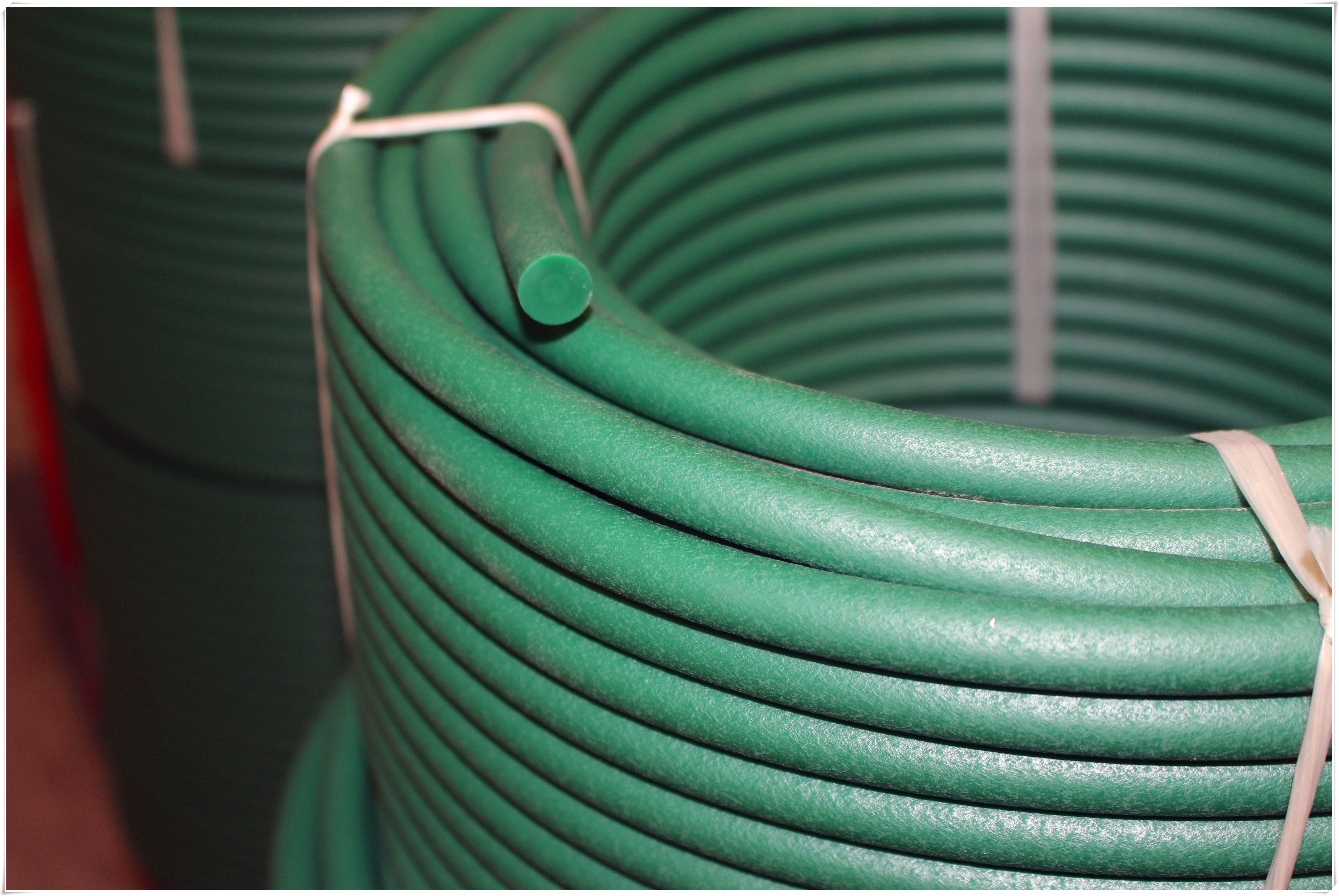 Drak Green Color Rough Polyurethane Round Belt For Textile , Pu Round Belt