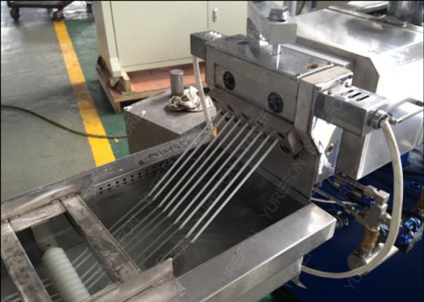 Quality Parallel Plastic Granulating Machine Twin Screw With Non Stop Filter Screen Changer for sale