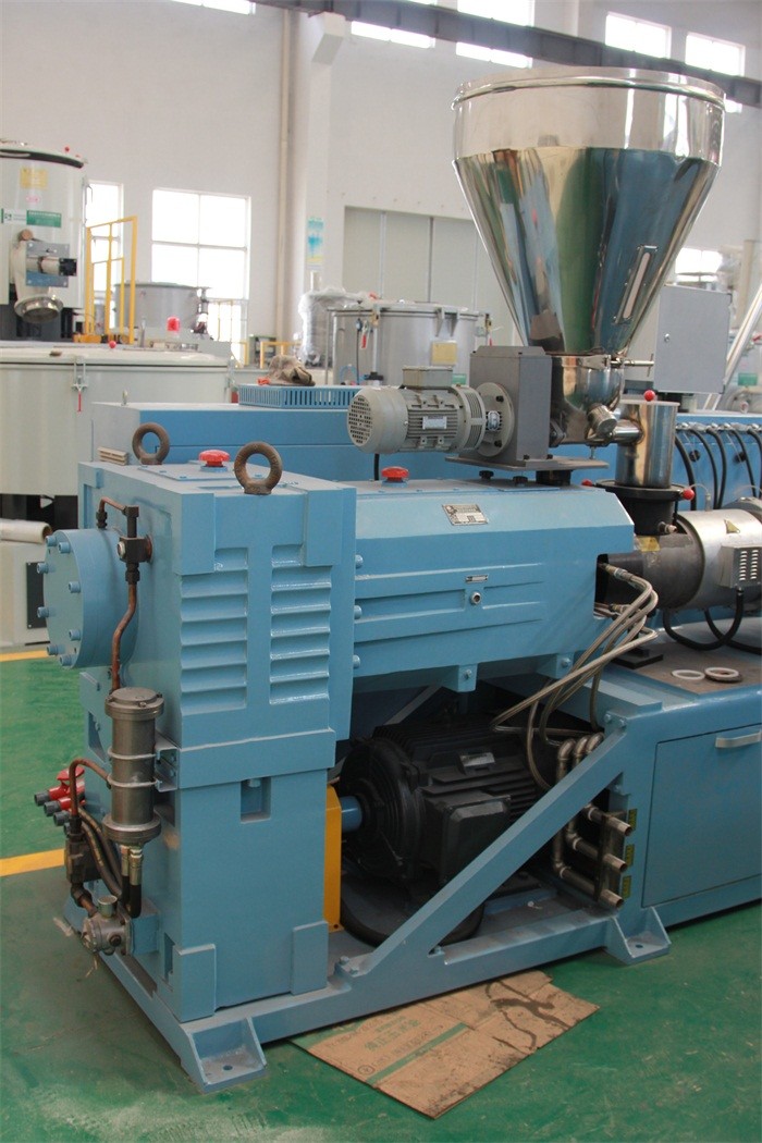 Twin Screw PVC PP Sheet Extrusion Line Force Feeding