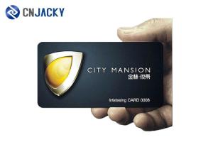 Plastic PVC RFID Smart Card with Embossing Code 18 Sequential Number