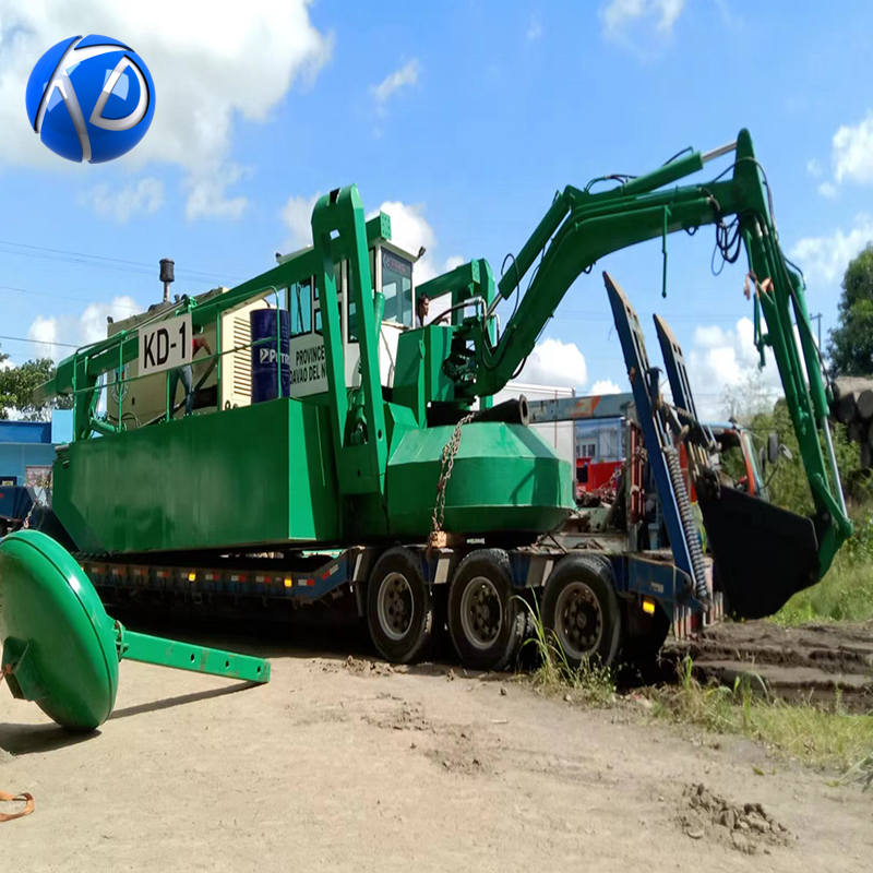 High Efficiency Amphibious Dredger with Stable Work and One Person Operation for Dredging and Weeding