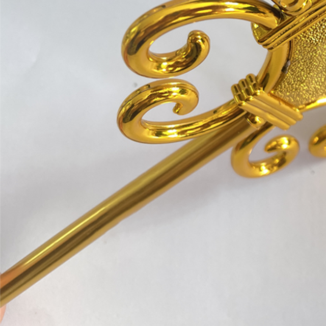 Create a Luxurious Shower Experience with 7mm Georgian Bar Glass Door Flower