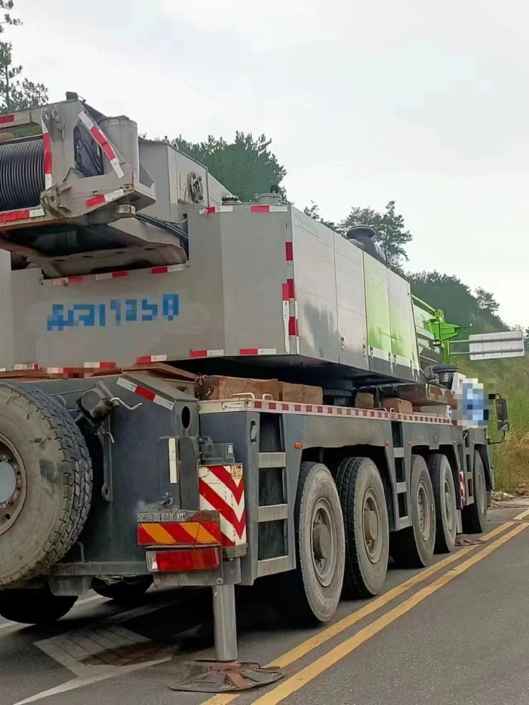 Zoomlion Heavy Industry Truck Crane All Road Crane 200 Tons for Sale
