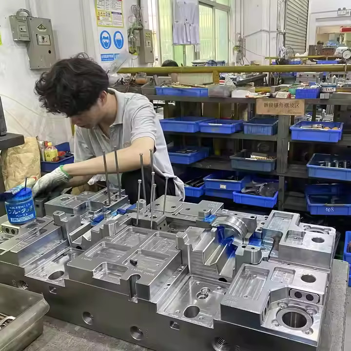 Plastic Injection Molding Service ABS Injection Molding Supplier Custom Plastic Mold
