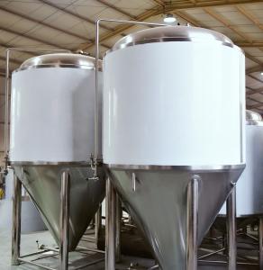 China 2000L brewery fermentation tanks for sales micro brewing systems wholesale