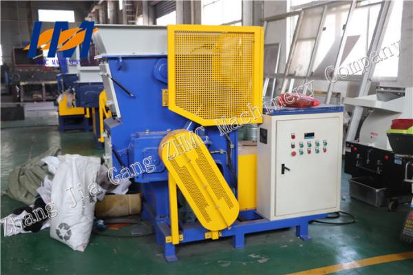 Quality Powerful Plastic Recycling Shredder Single Shaft Shredder Energy Saving for sale