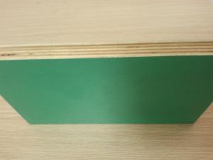 Solid color melamine plywood
