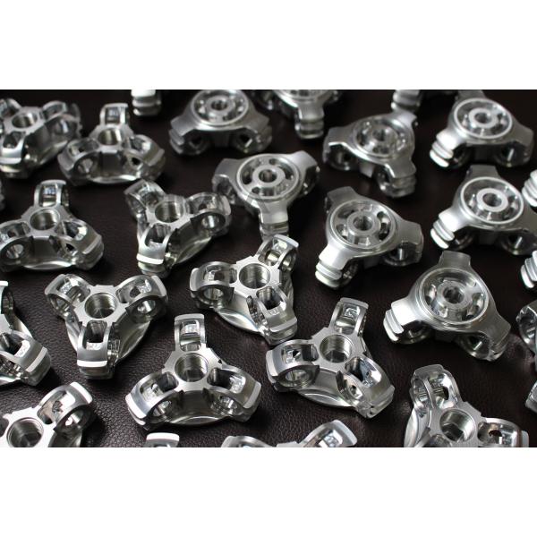 Mechanical CNC Aluminum Machining Parts High Precision Anodizing Silver Surface Finish