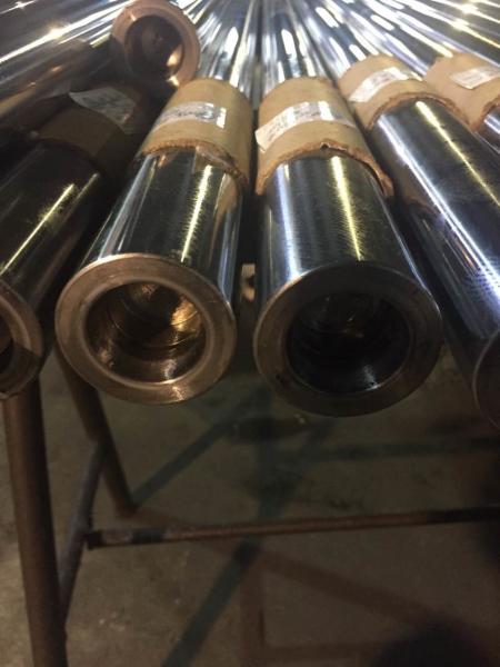 Quality Length Between 3 To 5 Meters 0.4 40CR Chrome Piston Rodengineering Machinery for sale