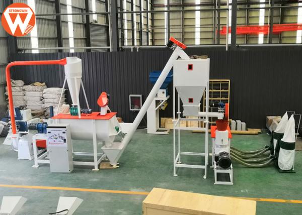 Quality Small Poultry Feed Processing Plant Roller Feed Pellet Machine 30KW for sale