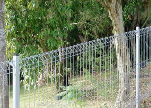 HGMT Triangle Bend BRC Roll Top Fence Panel For Protection