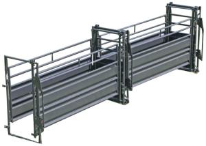 China Easy Access Portable Cattle Alleyway , 14 Gauge Sheet Adjustable Cattle Alley wholesale